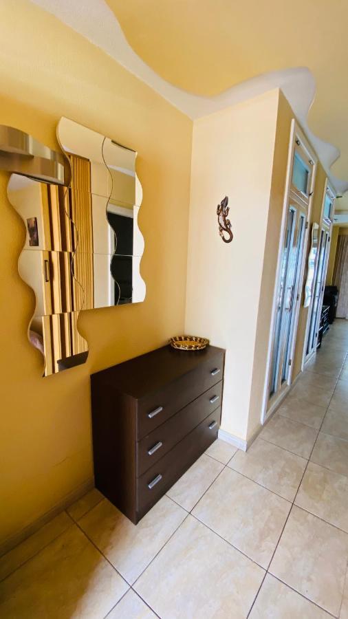 Cozy Apartment Close To Fanabe Beach, Tenerife Costa Adeje  ภายนอก รูปภาพ