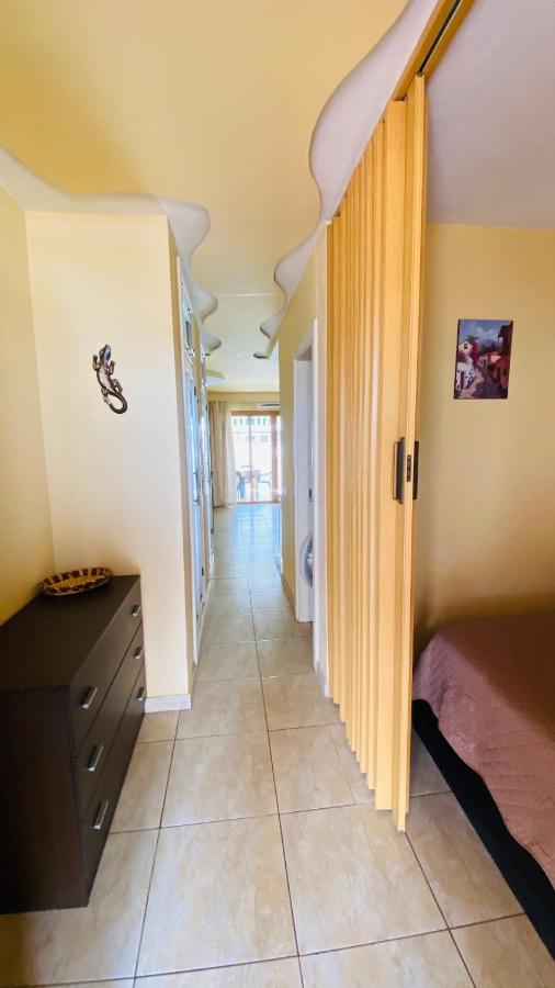 Cozy Apartment Close To Fanabe Beach, Tenerife Costa Adeje  ภายนอก รูปภาพ